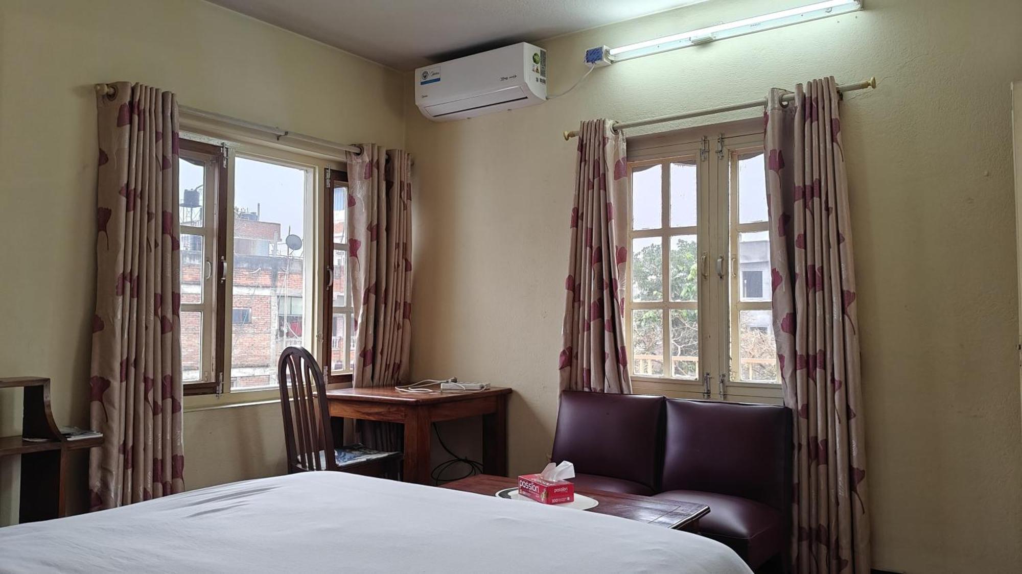 Rooftop Studio And 2Bhk Apartments In Kathmandu'S Most Happening Place Eksteriør bilde